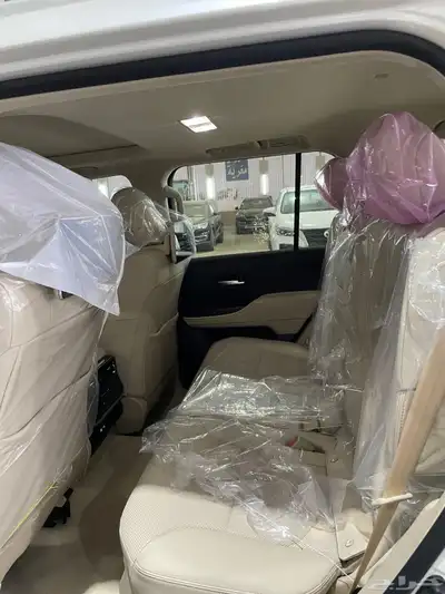 تويوتا لاندكروزر - L4 - 2025 - وارد عبداللطيف جميل 19