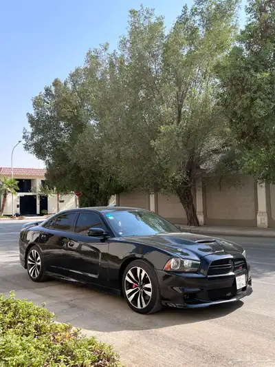 تشارجر srt8 2014 1