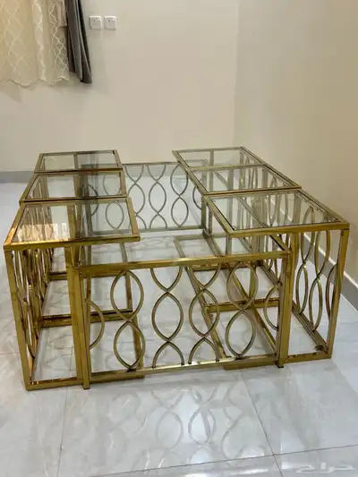 للبيع طاولات شبه جديده استيل ذهبي 1