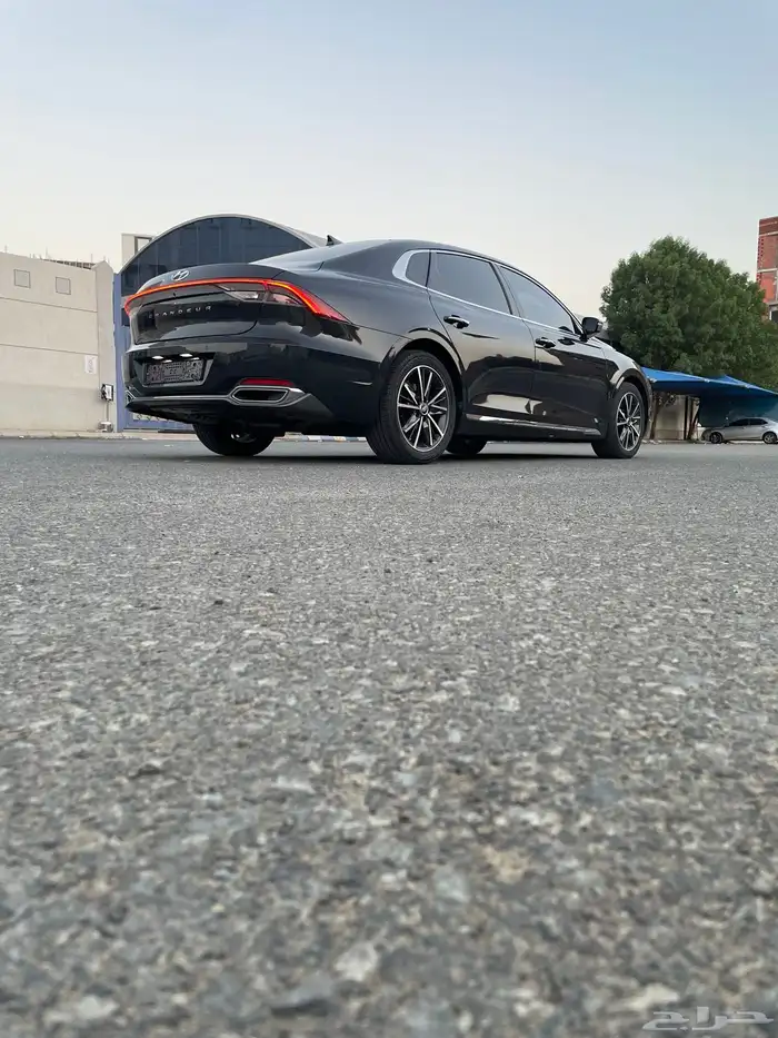 ازيرا 2020 نظيفة جدا 10