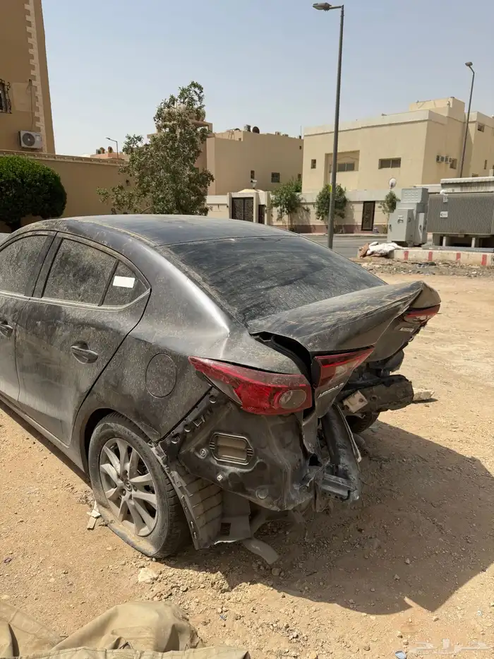 مازدا 3 2019 مصدوم 4