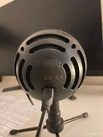 للبيع مايك احترافي و قيمنق (وأصلي) Microphone Blue Snowball 2