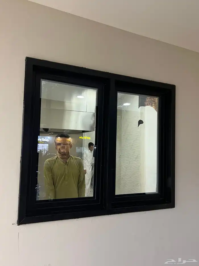 باب ليزر شباك المنيوم دربزين استيل 10