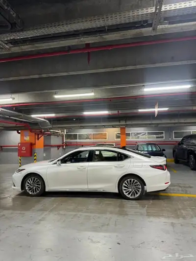 لكزس es350 2023 1