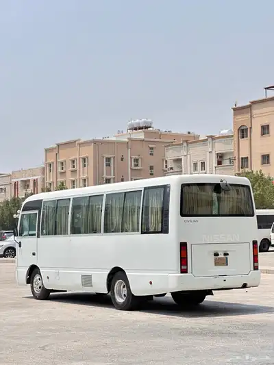 باص كوستر نيسان 30 راكب ديزل مخزن 16