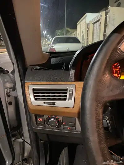 بي إم دبليو 750i 2007 8