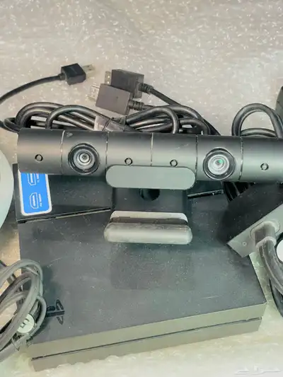 بلايستيشن VR مع يد PS5 نظيفة للبيع 7