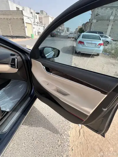 للبيع ازيرا 2018 9