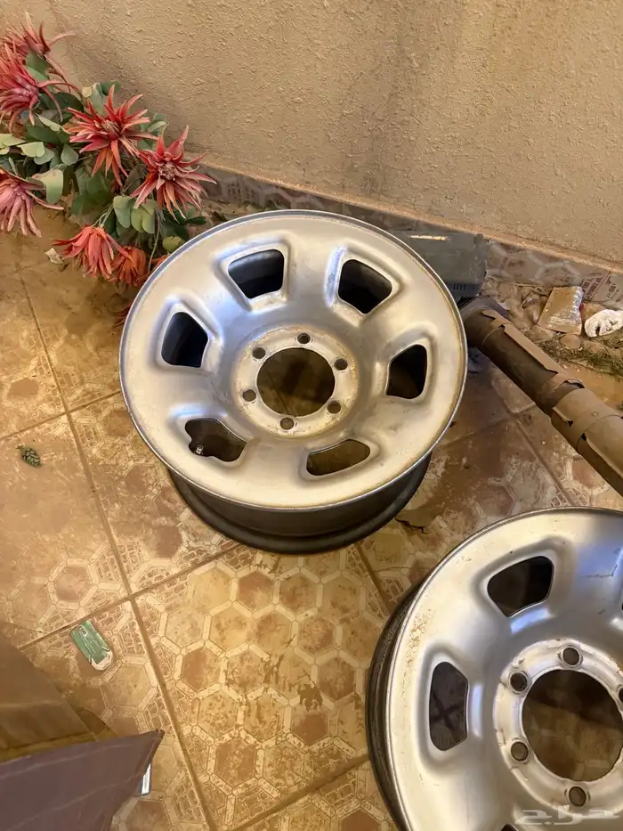 جنوط فتك و كفرات دنلوب للبيع سمح 2
