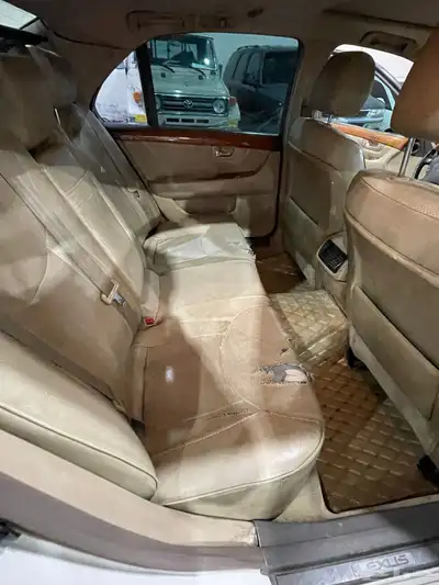 للبيع لكزس LS 430 امريكي 2005 23