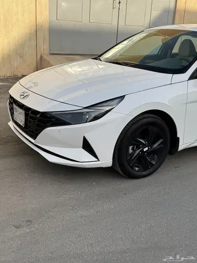 للبيع هونداي النترا 2023 سمارت 3