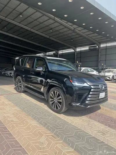 لكزس LX600 موديل 2024 فئةBB شبه الجديد 1