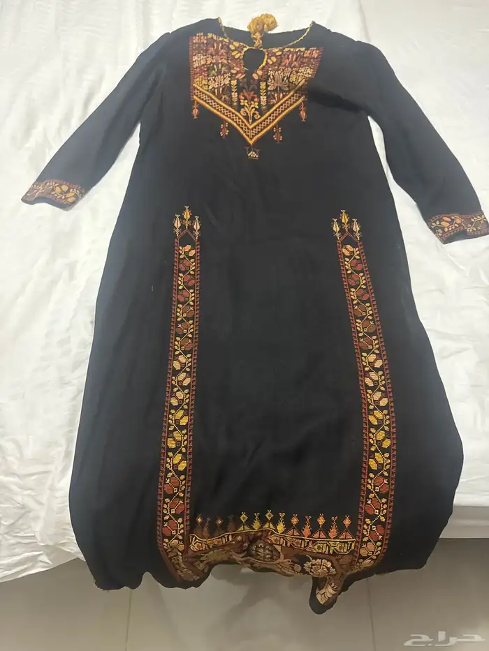 فستان طريز يد فلسطيني مستعمل نظيف 1