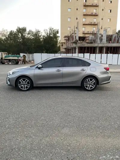كيا K3 ( سيراتو ) بطاقة جمركية نظيفة جدا 4