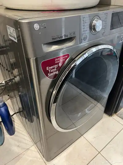 فرصة ذهبية   مجفف ملابس 9 كيلو LG 0