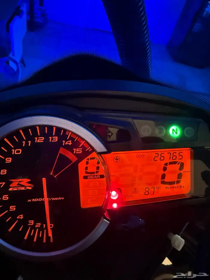 دباب سوزوكي 1000 موديل 2014 13