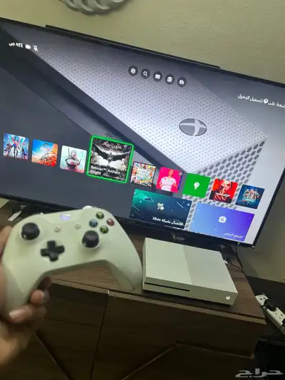 Xbox One S 3
