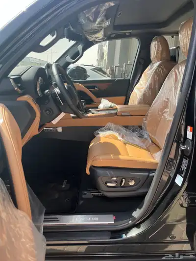 لكزس LX600 موديل 2024 فئةBB شبه الجديد 18