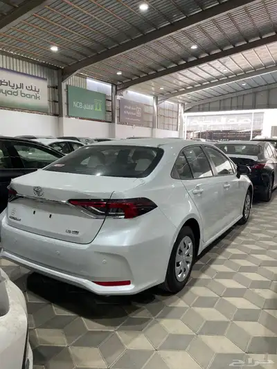 كورولا 2025 محرك 1500 بطاقة جمركيه عبداللطيف جميل 3
