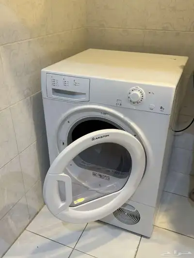 مجفف ارستون بحالة جيده جيدا 3