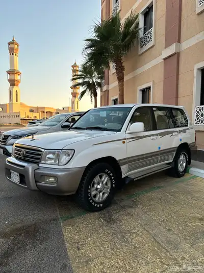 جيب لاندكروزر 2003 قير عادي 31