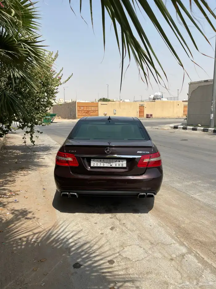 مرسيدس E300 2013 AMG تم تنزيل الحد 3
