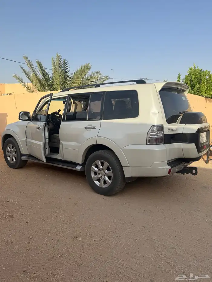 سيارة متسوبيشي باجيرو 2018 من المالك مباشره الممشى 92000 10