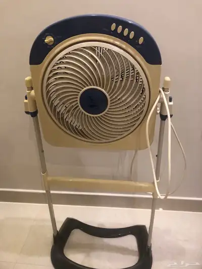 مروحة كهربائية بحالة ممتازة 1