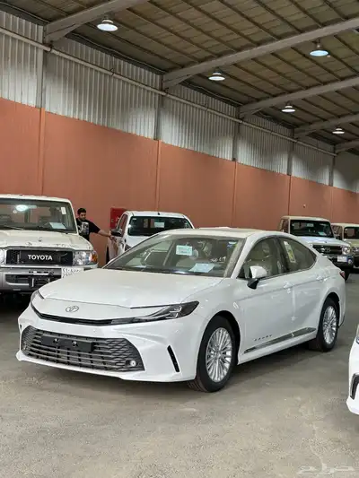 تويوتا كامري LE بنزين 2025 سعودي 0