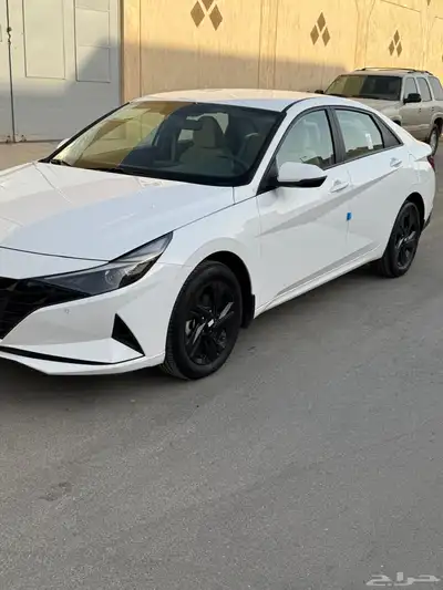 للبيع هونداي النترا 2023 سمارت 0