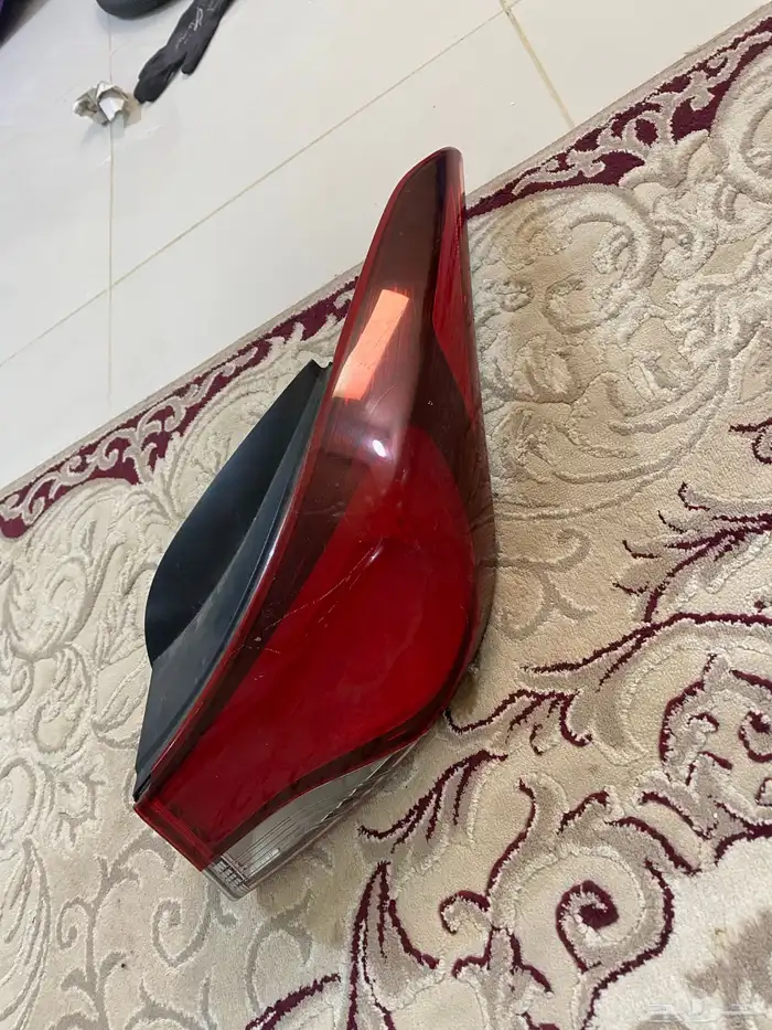 اسطبة يمين 0