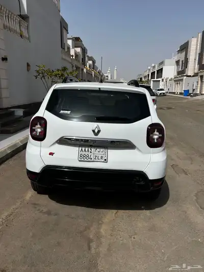 سيارة رينو داستر 1
