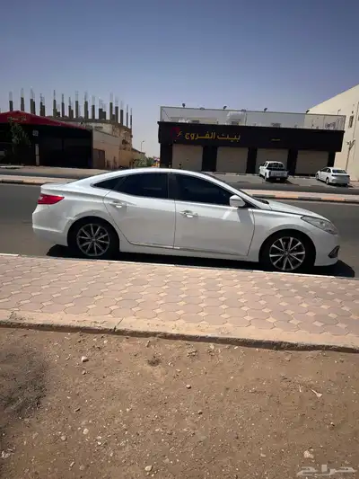 للبيع ازيرا 2016ديزل 1