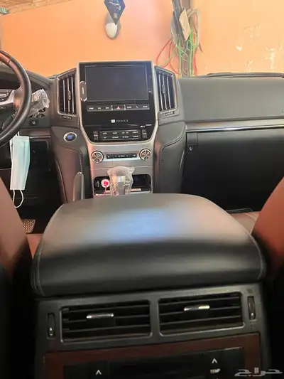 لاند كروزر VXR3 2020 9