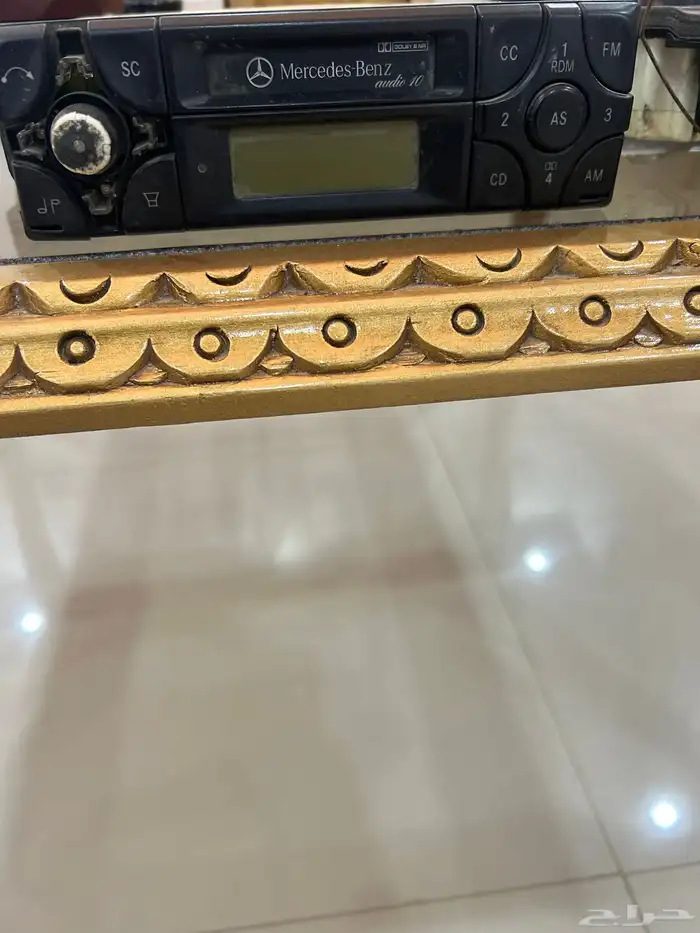 مسجل مرسدس قديمه حاله جيده 2