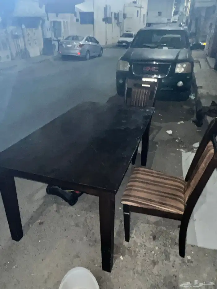 طاولة طعام 7