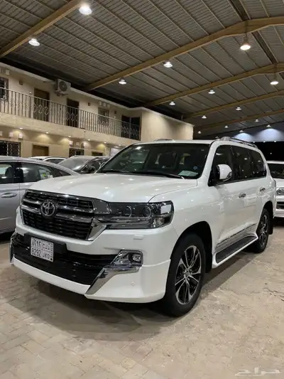 للبيع جيب جي اكس ار 2021 تورينق عبداللطيف عداد 80 الف 0