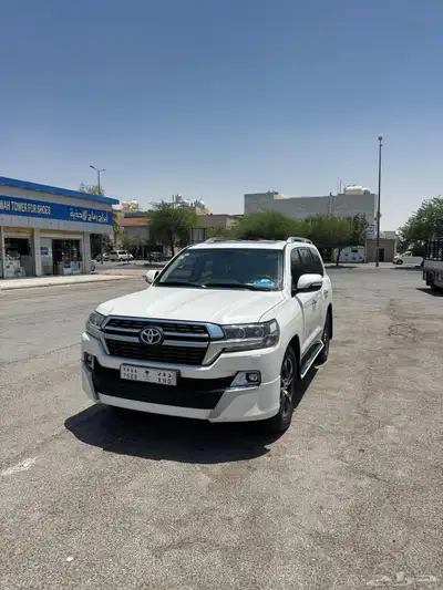 لاند كروزر 2021 تورنق فل كامل 0