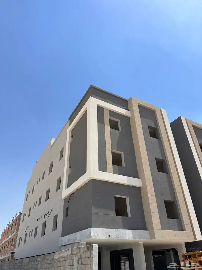 العمودي مختصون في كسر الرخام 7