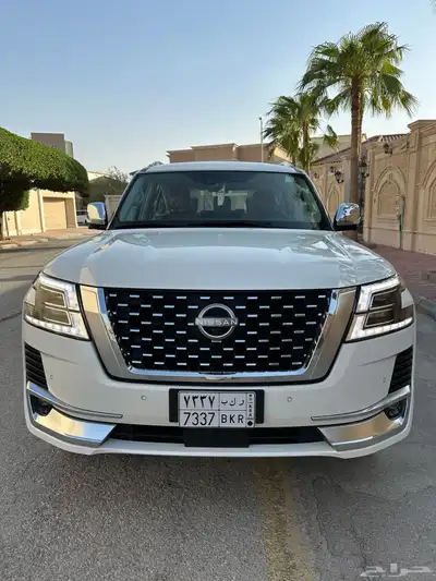باترول بلاتينيوم 2024 شبه جديد V6 4