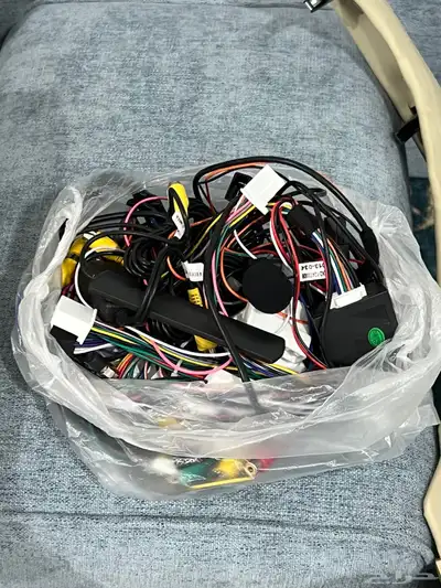شاشة نيسان بلاتينيوم 2024 2