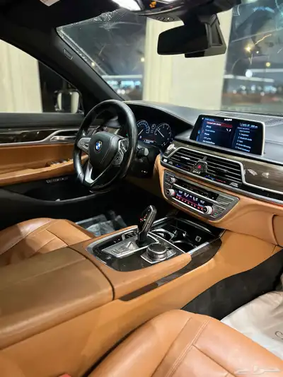 BMW 8