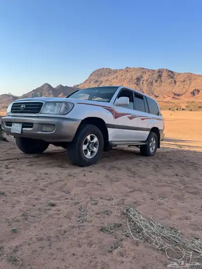 جيب تويوتا صالون موديل 99 0