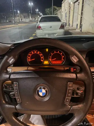 بي إم دبليو 750i 2007 3