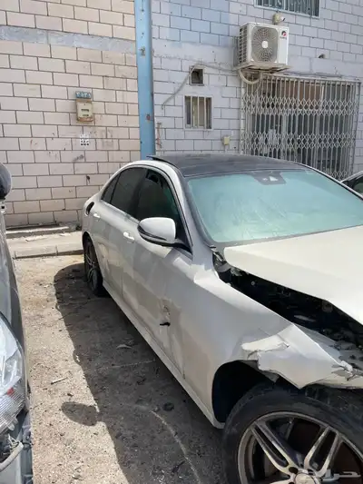 للبيع مرسيدس E200 7