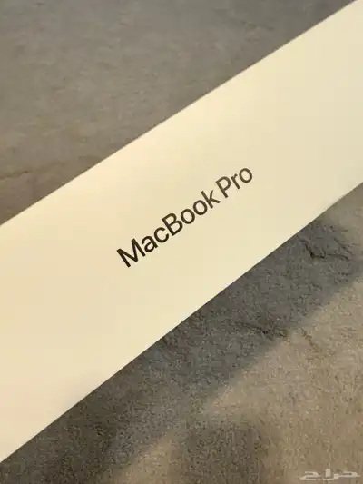 Macbook Pro M1 Max 2TB 64GB Ram جهاز خارق 2