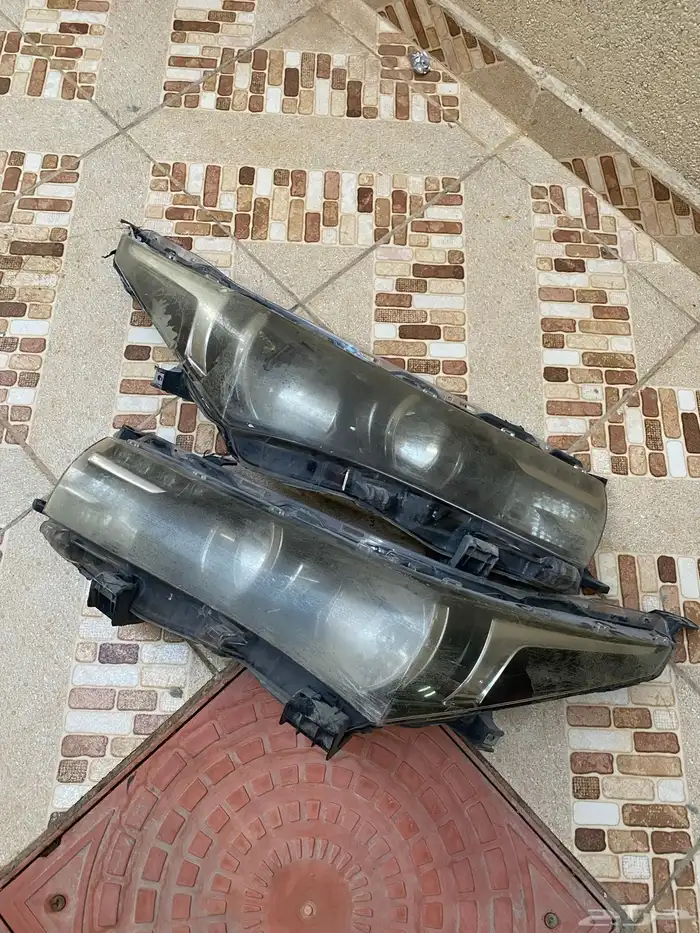 للبيع شمعات كورولا 0