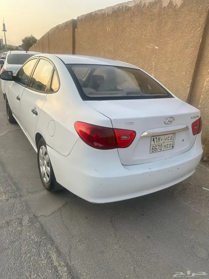 إلنترا 2012م الشكل القديم مكينة كبيرة 1