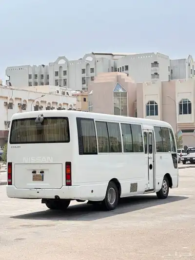 باص كوستر نيسان 30 راكب ديزل مخزن 7