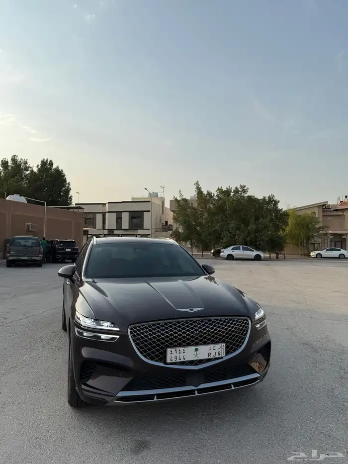 جنسس جي في 70 gv70 2022 1